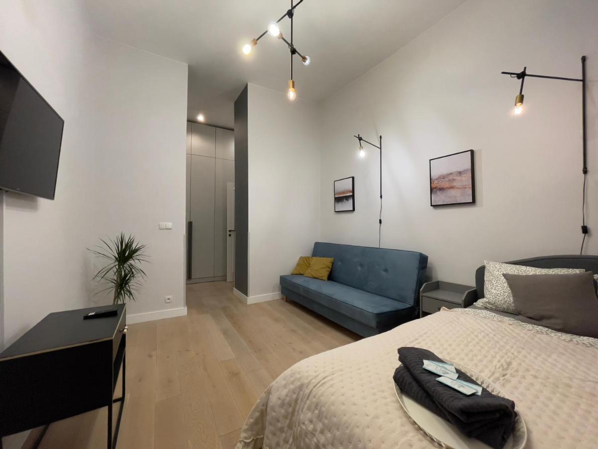 Spacious In The Center- Main Square 300m