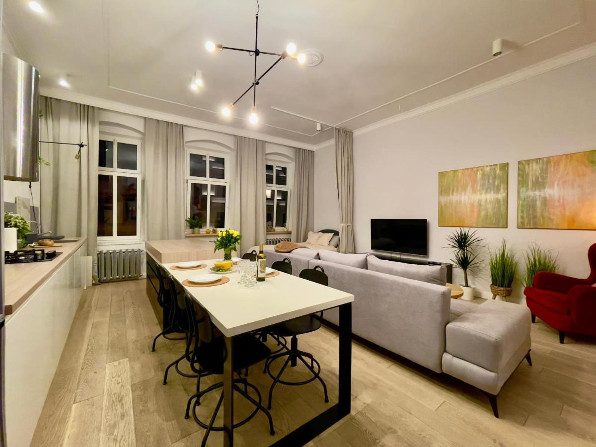 Spacious In The Center- Main Square 300m * Breslau